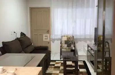 Sobrado de 02 dormitórios , quintal nos fundos em forquilhas  -  são josé