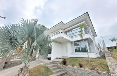 Casa com 4 dormitórios sendo 01 suíte no pedra branca palhoça