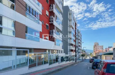 Apartamento com 4 quartos à venda na Rua Felipe Domingos Petry, 600, Praia Comprida, São José