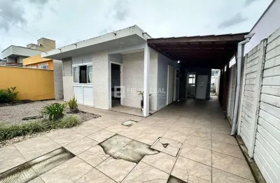 Casa com 3 quartos à venda na Rua Narciso, 54, Bela Vista, Palhoça