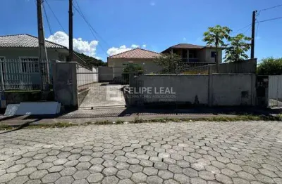 Casa com 2 dormitórios,  terreno de 360 m² com 92m² de área construída em forquilhas por r$ 425.000.