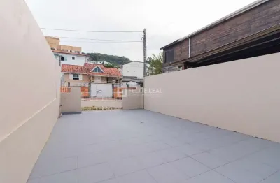 Casa com 2 quartos à venda na Rua Lauri de Souza Barbosa, 250, Ipiranga, São José