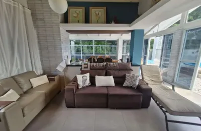 Casa com 3 quartos à venda na Avenida das Paineiras, 503, Daniela, Florianópolis