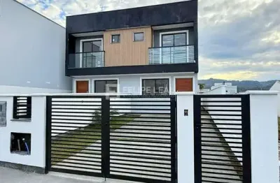 Casa com 2 quartos à venda na Rua Royale, Caminho Novo, Palhoça