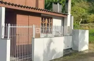 Casa em nossa senhora de lourdes  -  santo amaro da imperatriz