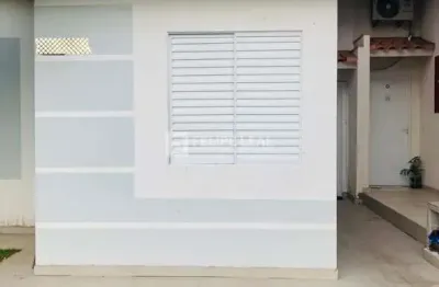 Casa em condomínio fechado com 2 quartos à venda na Avenida Paulo Roberto Vidal, 1455, Bela Vista, Palhoça