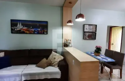 Casa com 3 quartos à venda na Rua Ver. Arthur Manoel Mariano, 1984, Forquilhinhas, São José