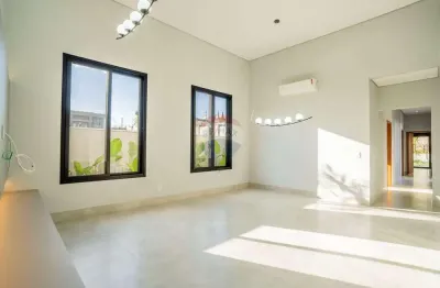Re/max vende casa térrea alto padrão, 210 m² de construção, 470 m² de terreno: com 03 suítes, área gourmet e piscina, no residencial arborais.