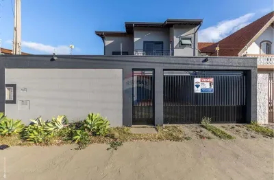 Re/max vende casa 138m² r$850.000 - 3 dormitórios, 1 suíte e closet, 3 salas, 4 vagas e área gourmet - parque prado campinas sp