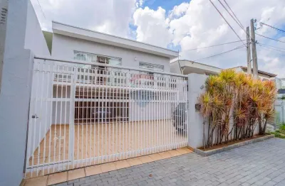 Casa comercial/residencial com 295 m² de construção, 4 dormitórios (3 suítes), hall de entrada, 5 vagas em frente à lagoa do taquaral, em campinas.