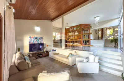 RE/MAX VENDE Casa em Condomínio 4 quartos 4 suítes 2 vagas 275m² R$ 2.050.000 Parque da Hípica, Campinas/SP