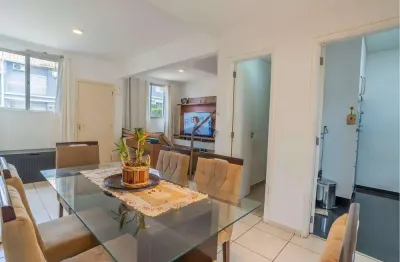 Re/max vende casa em condomínio no bairro fazenda santa cândida, 3 quartos (sendo 1 suíte) com 81,7m2 por r$ 635.000