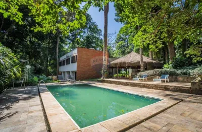 Re/max vende casa pq são quirino, campinas - sp, com 5 suítes, salas amplas, piscina, quiosque, em meio a natureza