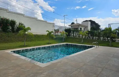 RE/MAX ALUGA Casa em Condomínio em Vinhedo, SP, por R$6.000,00 mensais + taxas