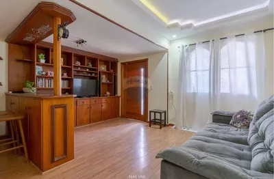 RE/MAX vende  | Casa 3 Quartos 2 Vagas 250m2  | Jardim São Pedro R$585.000,00  |  Campinas/SP