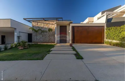 Re/max vende casa de condomínio, 4 suítes, 4 vagas, 359², residencial villa lobos, parque brasil,  paulínia, sp r$2.500.000,00