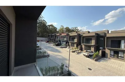 Re/max aluga ou vende casa sobrado em condomínio vila greice em valinhos