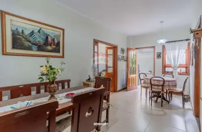RE/MAX VENDE Casa no Condomínio Alto das Palmeiras, 3 suítes, 249m2 por R$ 1.890.000,00 – Bairro das Palmeiras, Campinas