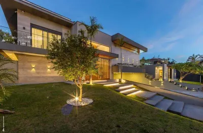 Casa em condomínio fechado com 4 quartos à venda no Condomínio Estância Marambaia, Vinhedo 