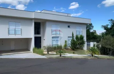 RE/MAX aluga casa residencial em condomínio 4 dormitórios 4 suíte 6  vagas de garagem Chácaras Silvania R$ 30.000 Valinhos, SP