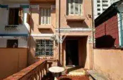 Sobrado com 180 m² em ótima localização de perdizes