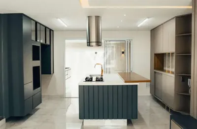 Casa nova em condomínio na granja viana – 3 dormitórios, 169m² e churrasqueira