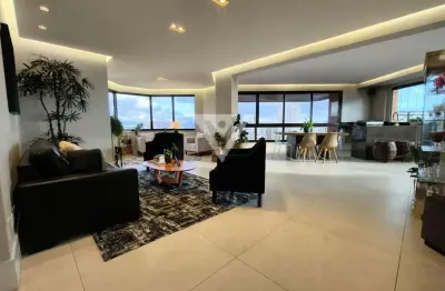 Apartamento Alto Padrão no Morumbi – 279m², 3 Suítes, 5 Vagas e Reforma Completa
