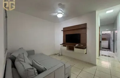 Casa 3 dorms, vagas de garagem, 82,69m2, 800m da praia., mirim