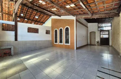 Casa com 3 quartos à venda na Rua Perequê, 112, Guilhermina, Praia Grande