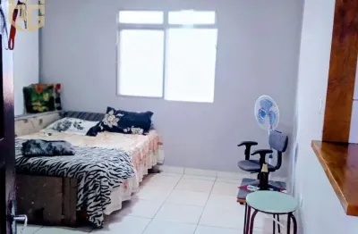 Kitnete, 1 banheiro, 27m, 30m da praia, mobiliado, guilhermina