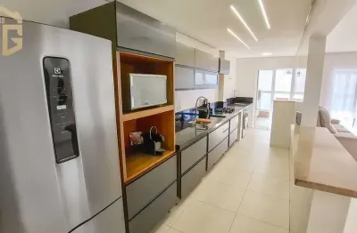 Apartamento à venda - Canto do forte - PG, 2 dorms, Sacada Gourmet Envidraçada