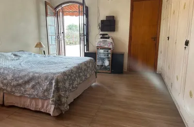 Lindo sobrado bem localizado, seguro e de fácil locomoção. perto do parque da aclimação e metro vila mariana.