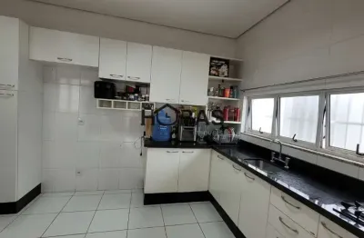 Casa em condomínio fechado com 3 quartos à venda na avenida república do líbano, alvorada, cuiabá, 175 m2 por r$ 850.000