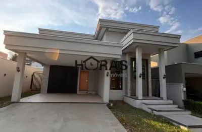 Casa de alto padrão para locação em condomínio no jardim imperial