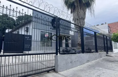 Sala Comercial na Av. Ipiranga em Cuiabá com 220m² para Locação