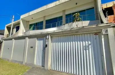 Casa com 6 quartos à venda na avenida clemente précoma, cruzeiro, são josé dos pinhais por r$ 1.300.000