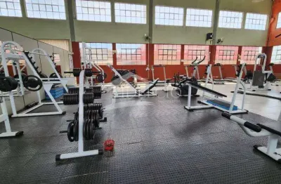 Ponto comercial para alugar na rua harry feeken, 1680, boneca do iguaçu, são josé dos pinhais, 250 m2 por r$ 7.900