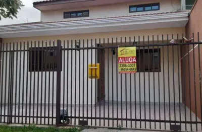 Casa com 2 quartos para alugar na Rua Padre Júlio Pareda, 472, Costeira, São José dos Pinhais, 80 m2 por R$ 2.600