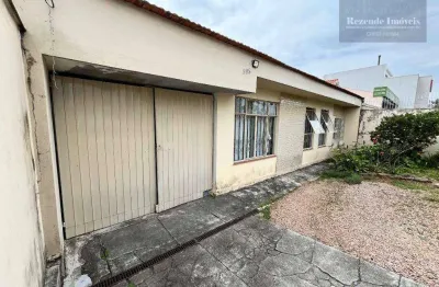 Excelente casa á 2 quadras do  terminal do capão raso, para moradia ou construçãoatenção construtores: estuda possibilidade de permuta no local de 80%