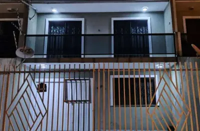 Sobrado com 3 dormitórios à venda, 123 m² por r$ 584.900,00 - capão raso - curitiba/pr