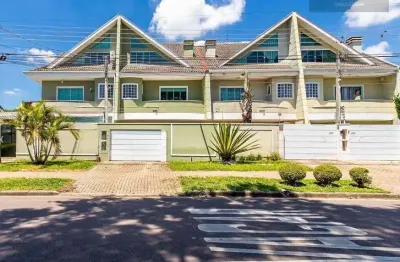 Sobrado com 3 dormitórios  e 2 vagas à venda, Água Verde - Curitiba/PR