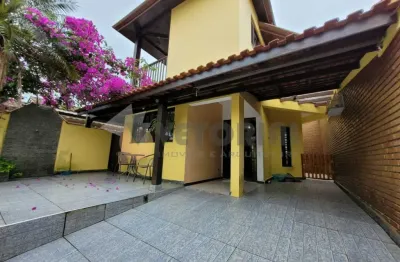 Casa a venda com 2 dormitórios em indaiá caraguatatuba sp