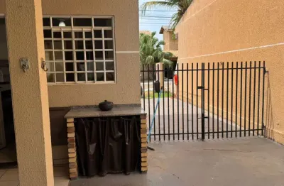 Lindo sobrado totalmente mobiliado, solar do moinho, recanto dos pássaros, 160m² - valor 4.600,00