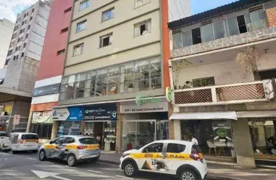 Apartamento 02 quartos, 02 banheiros, portaria e elevador, venda bairro centro em juiz de fora - mg