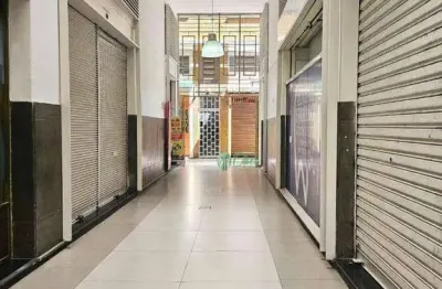 Apartamento 02 quartos, 02 banheiros, área externa, a venda no centro em juiz de fora - mg