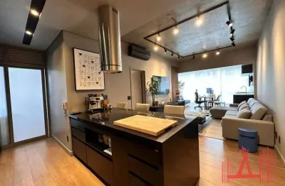 Apartamento à venda com 2 dormitórios, 2 vagas de garagem, com 84 m² - moema