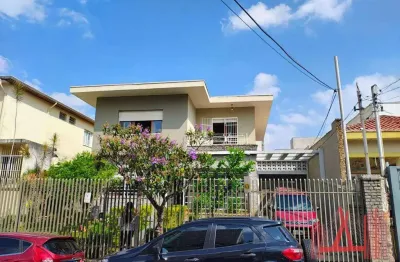 Casa sobrado para locação com 4 dormitórios, garagem para 5 veículos e piscina, com 460 m² - ipiranga