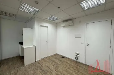 Sala Comercial à Venda ou Locação com 1 vaga de garagem, com 38 m²