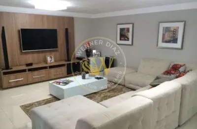 Alto padrão em localização privilegiada: apartamento amplo com 3 dormitórios no edifício leão fácio.