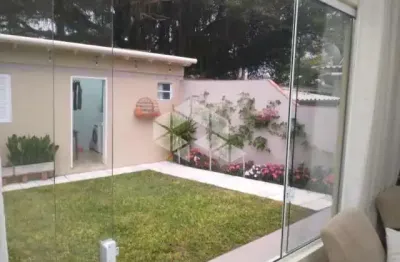 Casa / 2 dormitórios / 2 vagas / jardim europa / porto alegre / rs